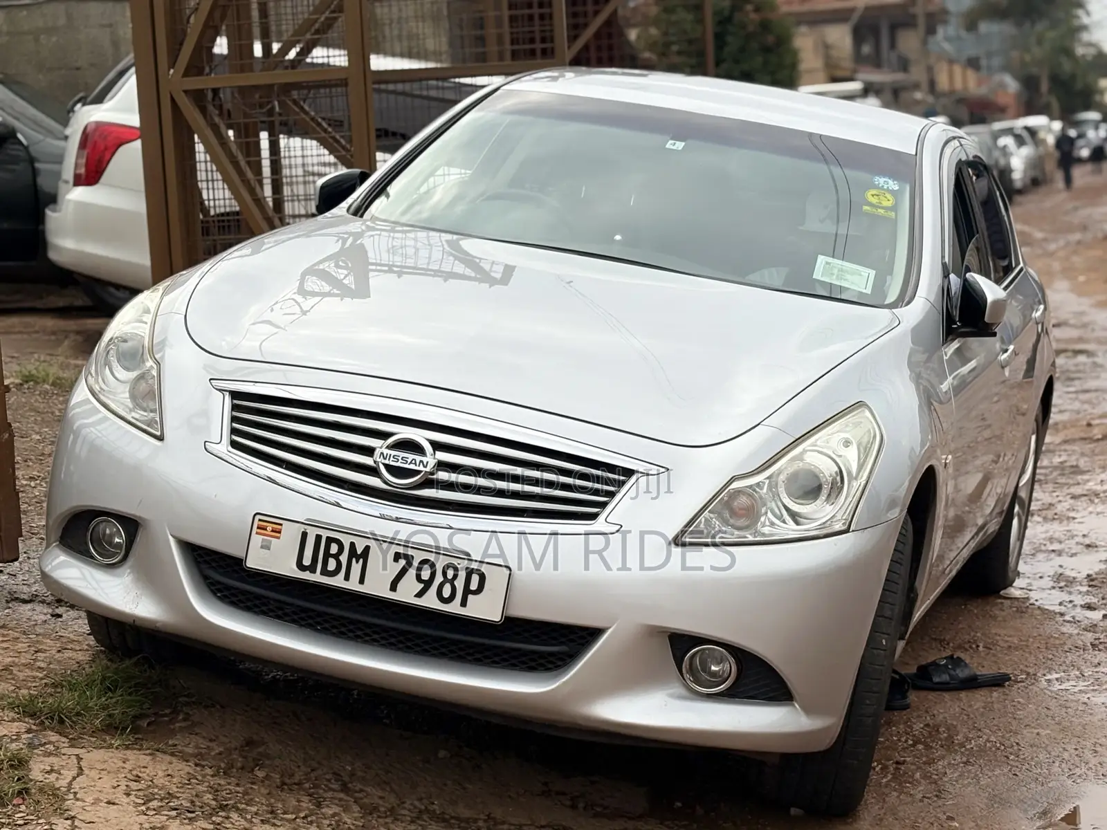 Nissan Skyline 2008 Silver
