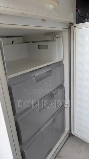 Bosch 320L No Frost Fridge-Freezer – Fully Working