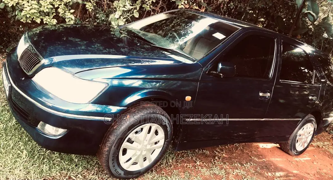 Toyota Vista 2001 Blue