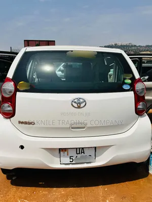 Toyota Passo 1.0 AWD 2012 White