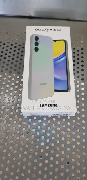New Samsung Galaxy A15 5G 256 GB Green