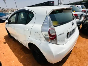 Toyota Aqua 2012 White