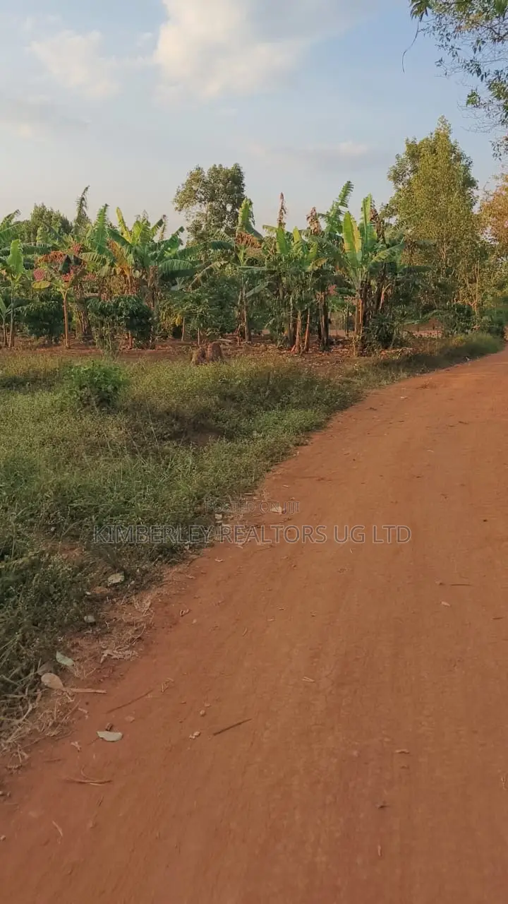 Land for Sale – Gayaza–kalagi Road, Namalili