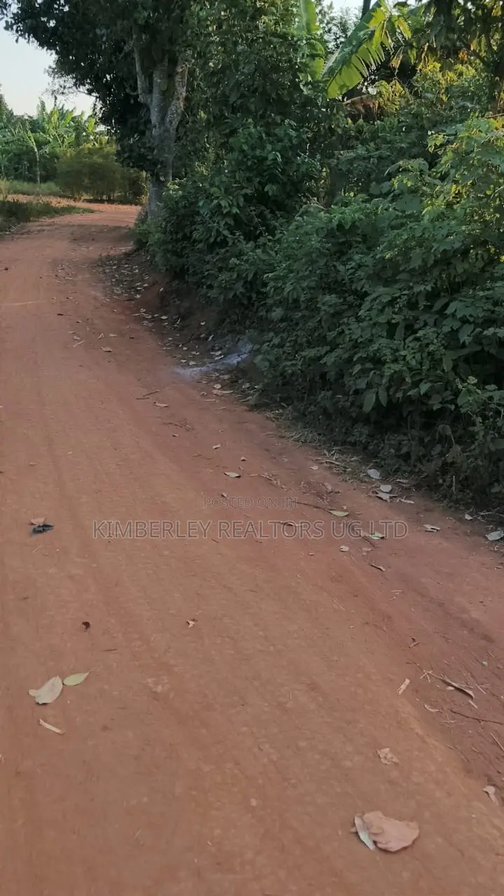 Land for Sale – Gayaza–kalagi Road, Namalili