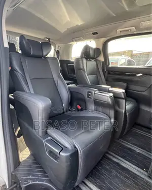 Toyota Alphard 2.5 Petrol AWD 2020 White