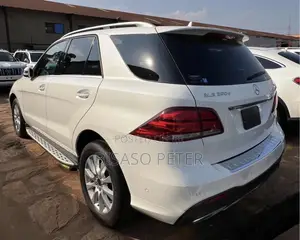 Mercedes-Benz GLE-Class GLE 350d 4MATIC 2016 White