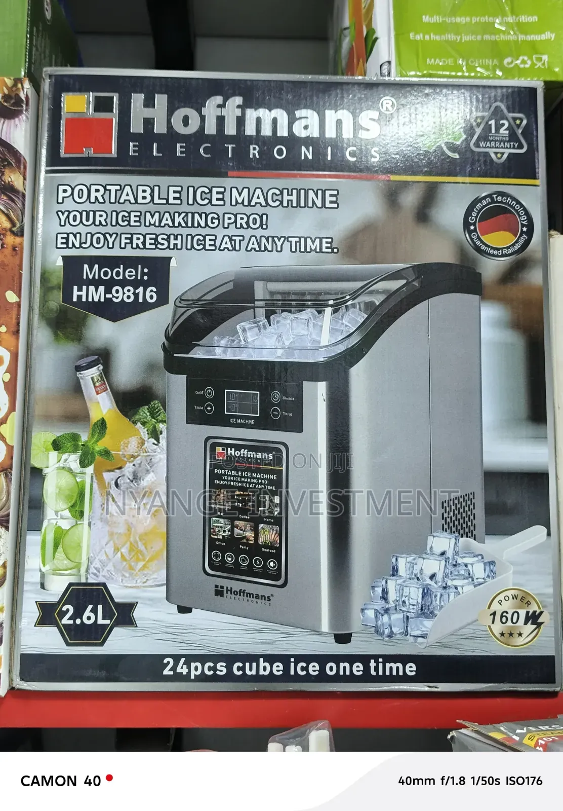 Hoffmans HM-9816 Portable Ice Machine With a 2.6L Capacity and a 160W.