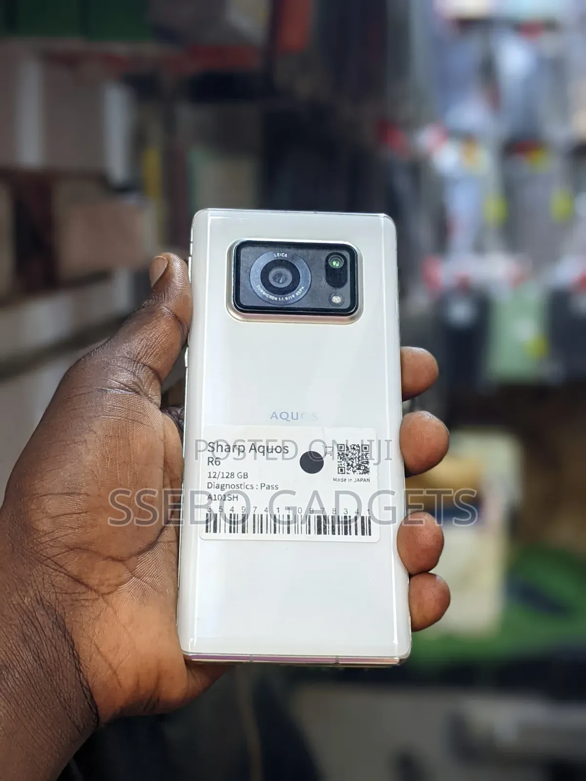 Sharp Aquos R6 128 GB White