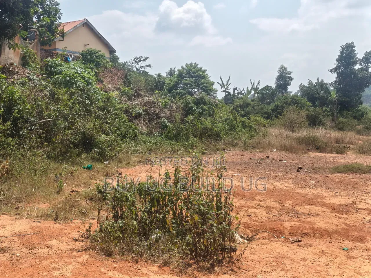 1 Arce for Sale Located at Seeta_Town_Along Namugongo