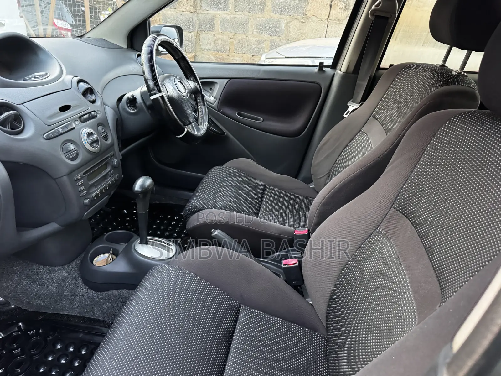Toyota Vitz 1.5 FWD 3dr 2003 Gray