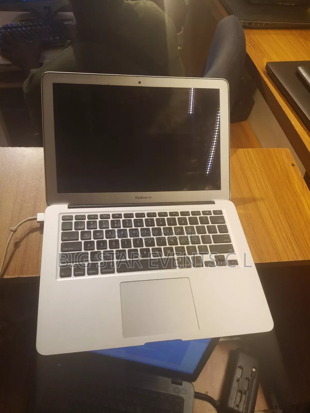 Laptop Apple MacBook Air 4GB Intel Core i5 SSD 256GB