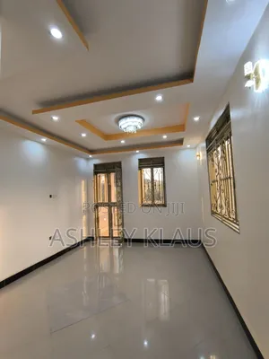 4bdrm House in Senge Estate, Wakiso / Wakiso for sale