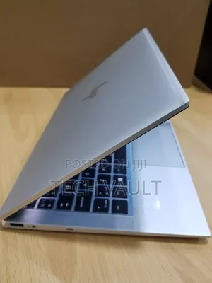 New Laptop HP EliteBook x360 1030 G8 16GB Intel Core i7 SSD 256GB