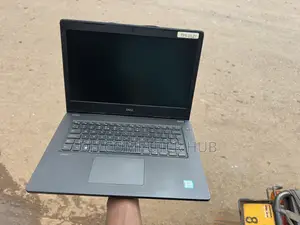 Laptop Dell Latitude 3480 4GB Intel Core i3 HDD 500GB