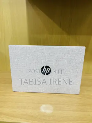 New Laptop HP Pavilion 13 16GB AMD Ryzen 5 SSD 512GB