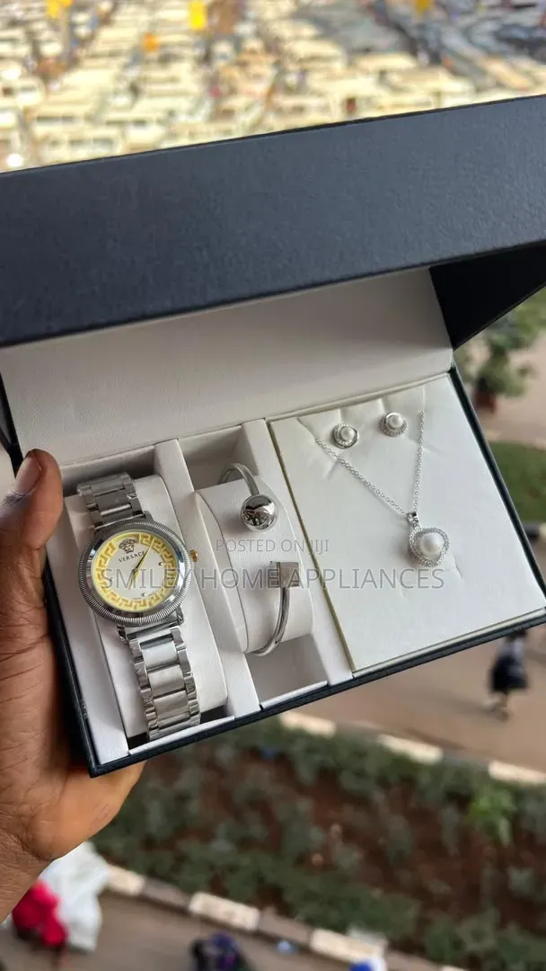 Versace Ladies Classy Analog Wrist Time Piece Gift Box