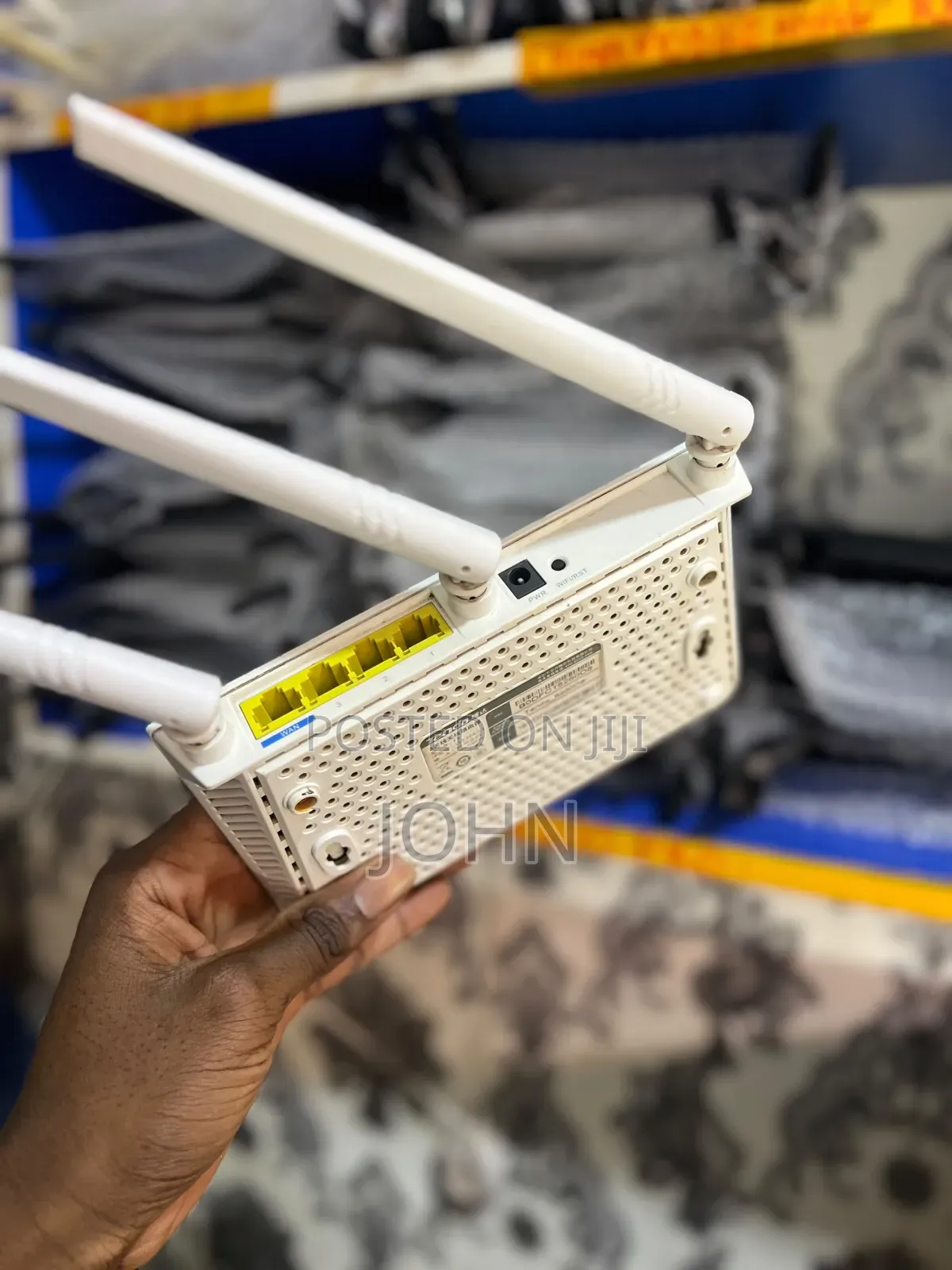 Tenda F3 Router