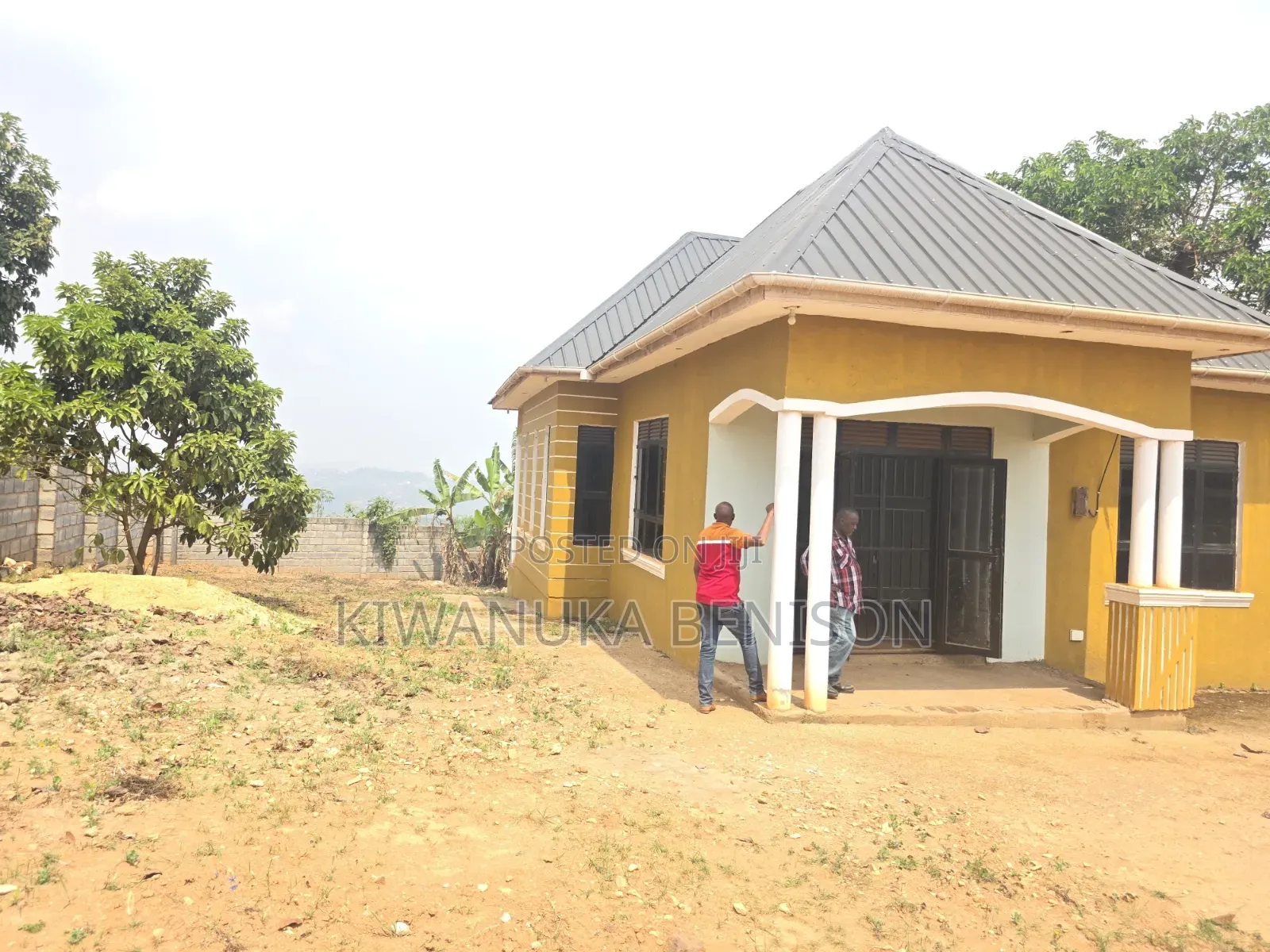 3bdrm House in Bukasa, Central Division for sale