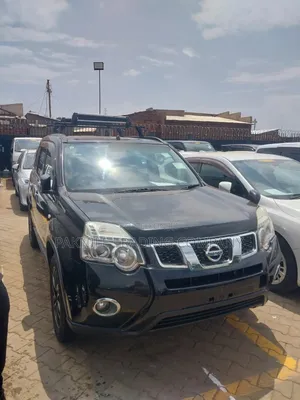 Nissan X-Trail 2.0 Petrol AWD 2013 Black