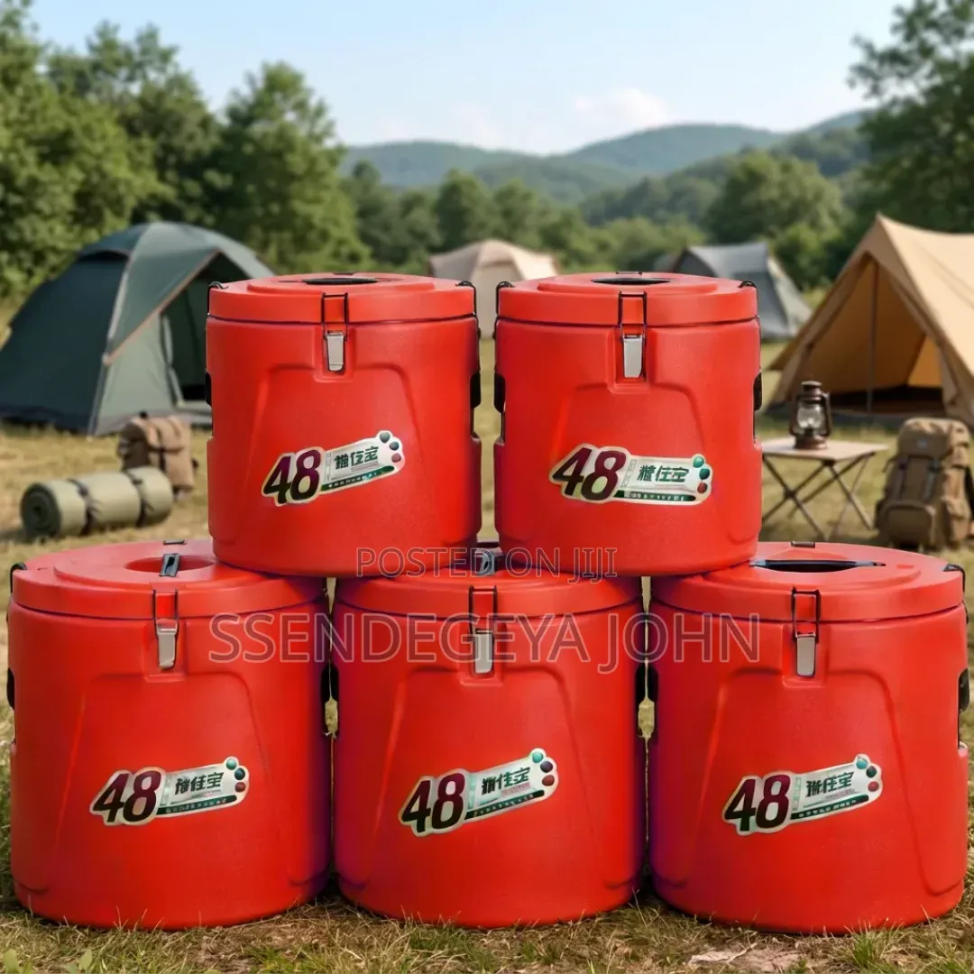 Commercial-Grade Insulated Food Transport Containers