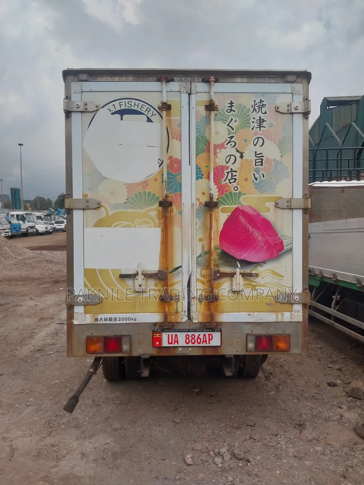 Mitsubishi Canter Fridge 2006