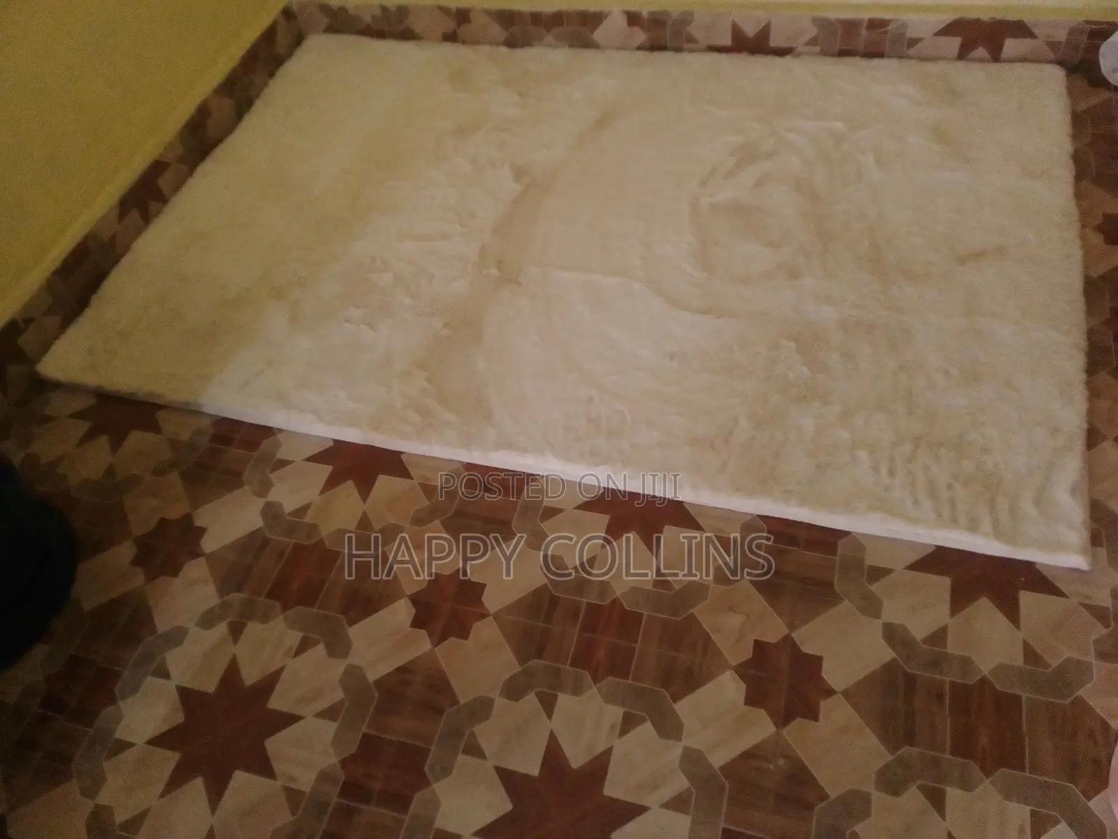 Bed Runner Carpet (Woolen)
