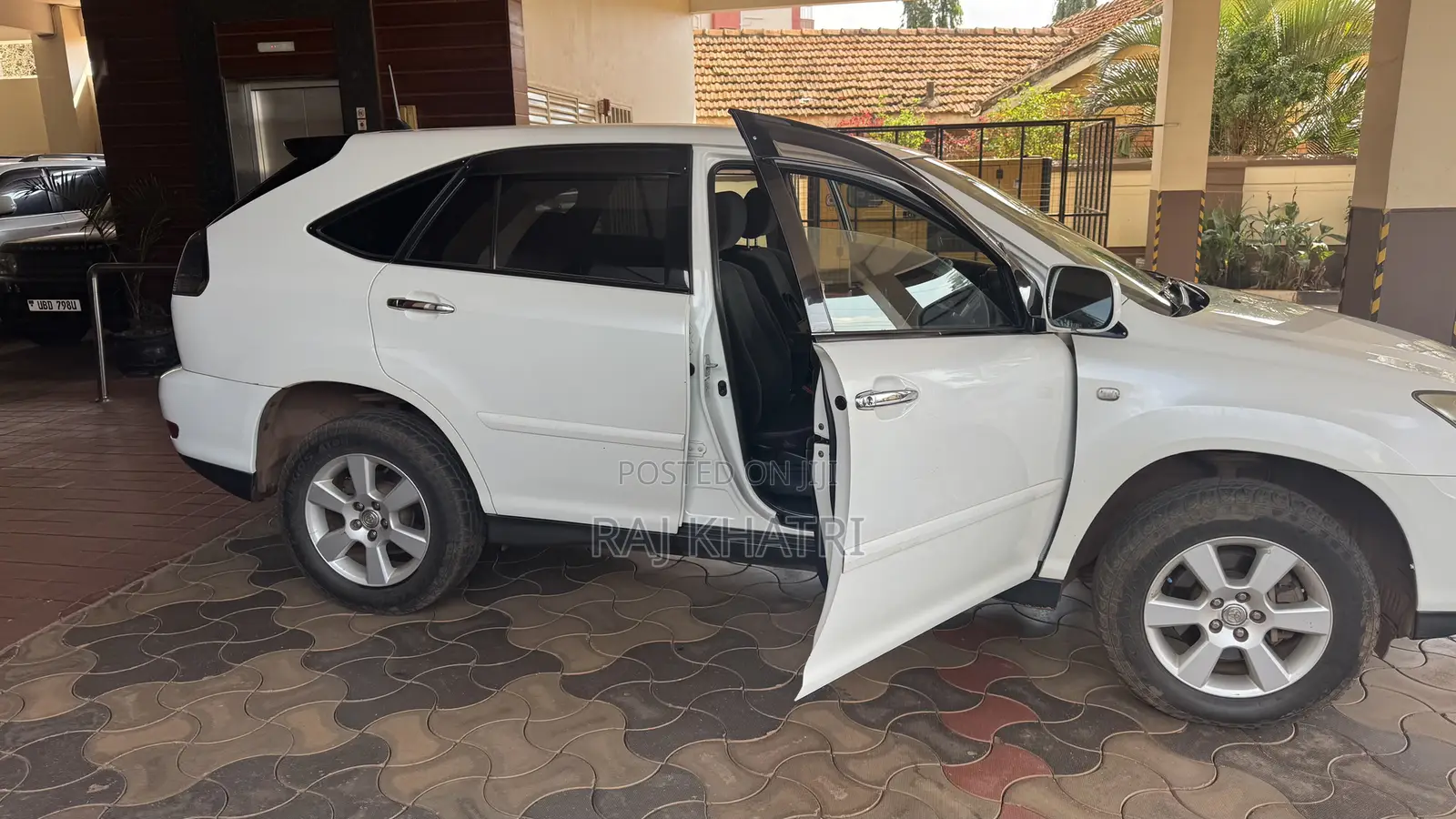 Toyota Harrier 2.4 2007 White