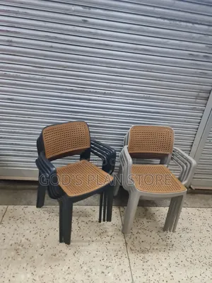 Node Ergix Plastic Chairs Plastic Chairs