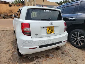 Toyota IST 2009 White