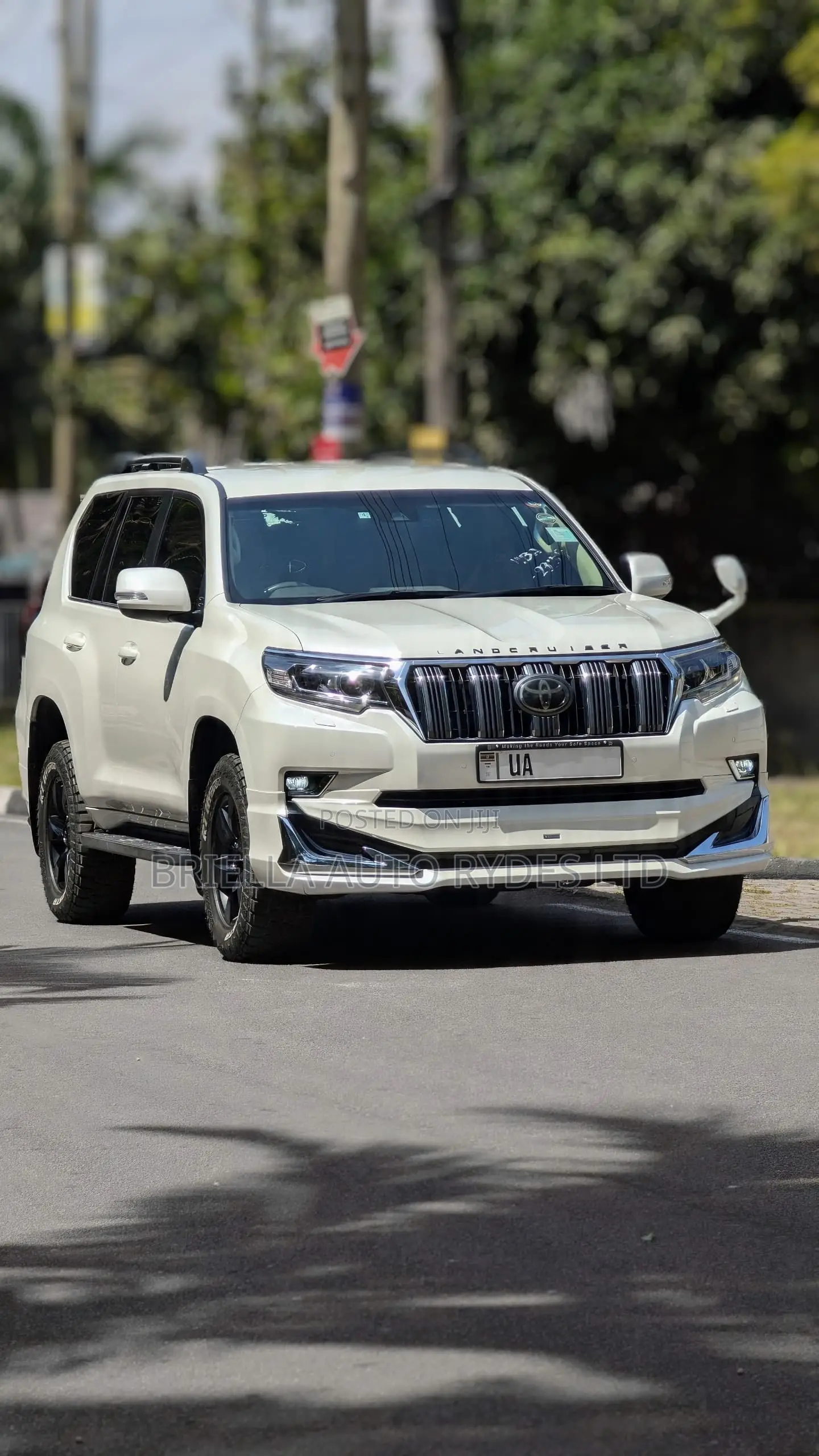 Toyota Land Cruiser Prado 2018 Off white