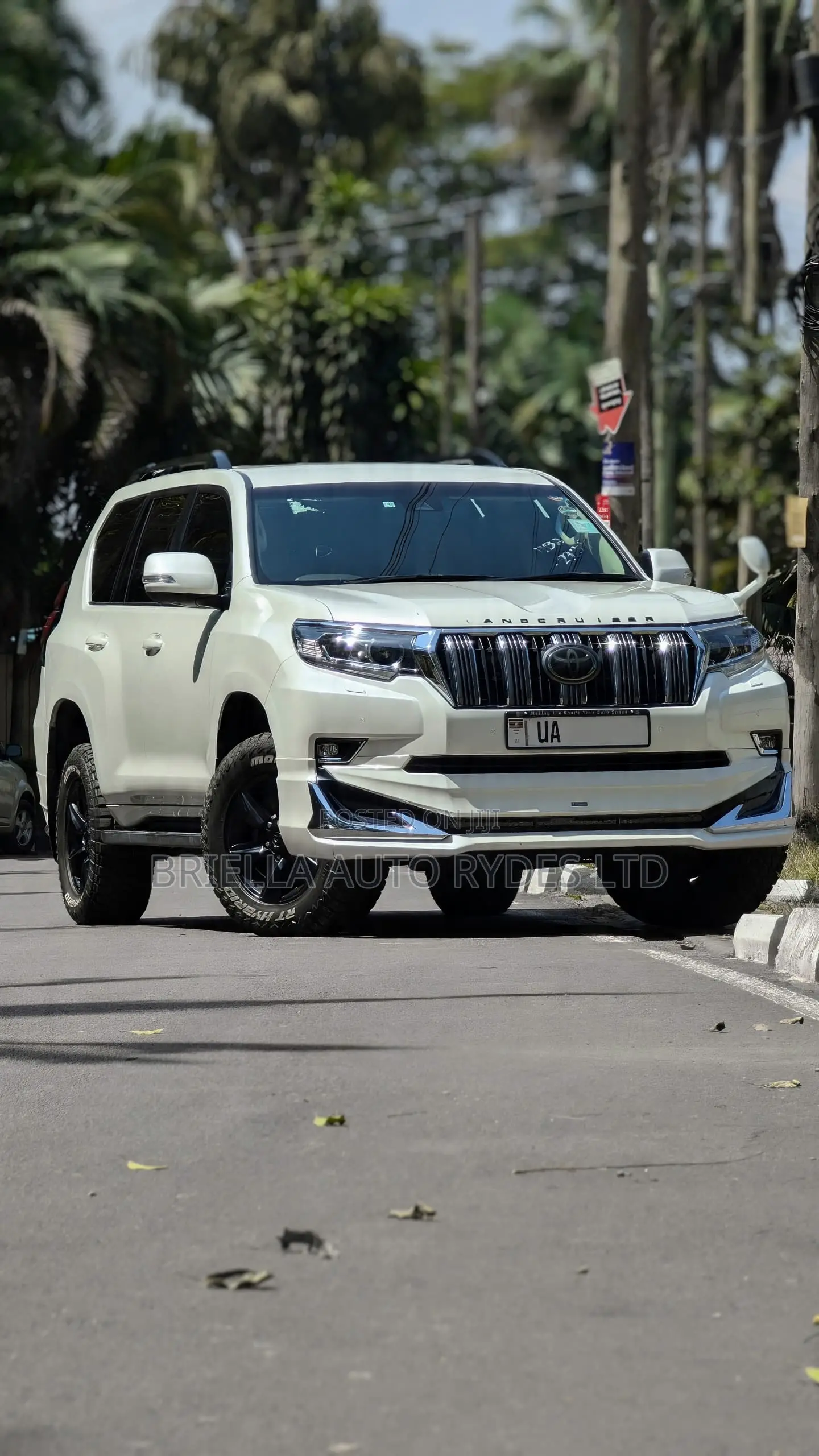 Toyota Land Cruiser Prado 2018 Off white
