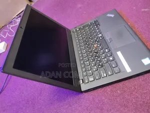 Laptop Lenovo ThinkPad X270 4GB Intel Core i5 HDD+SSD 500GB