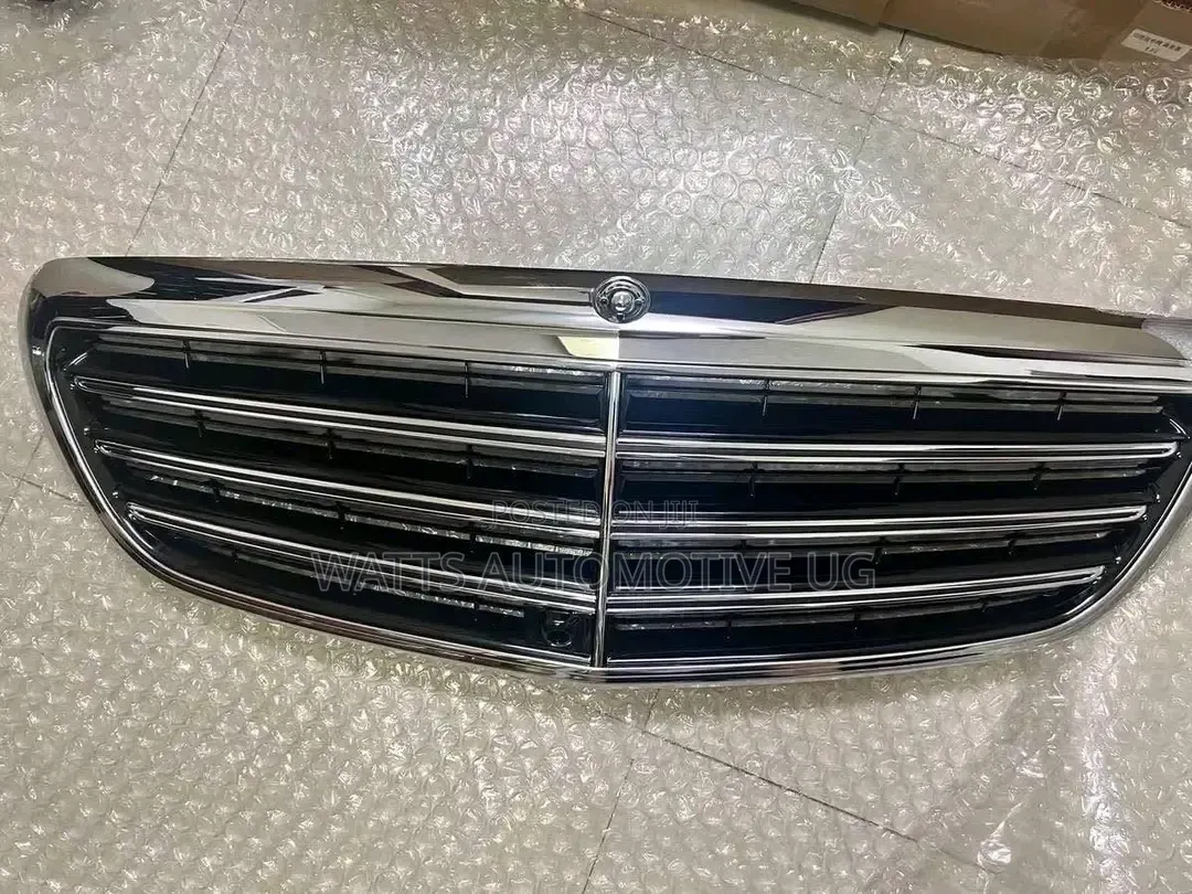 Mercedes Benz Front Bumper Grilles
