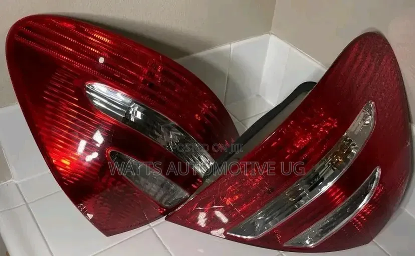Mercedes Benz W211 Rear Led