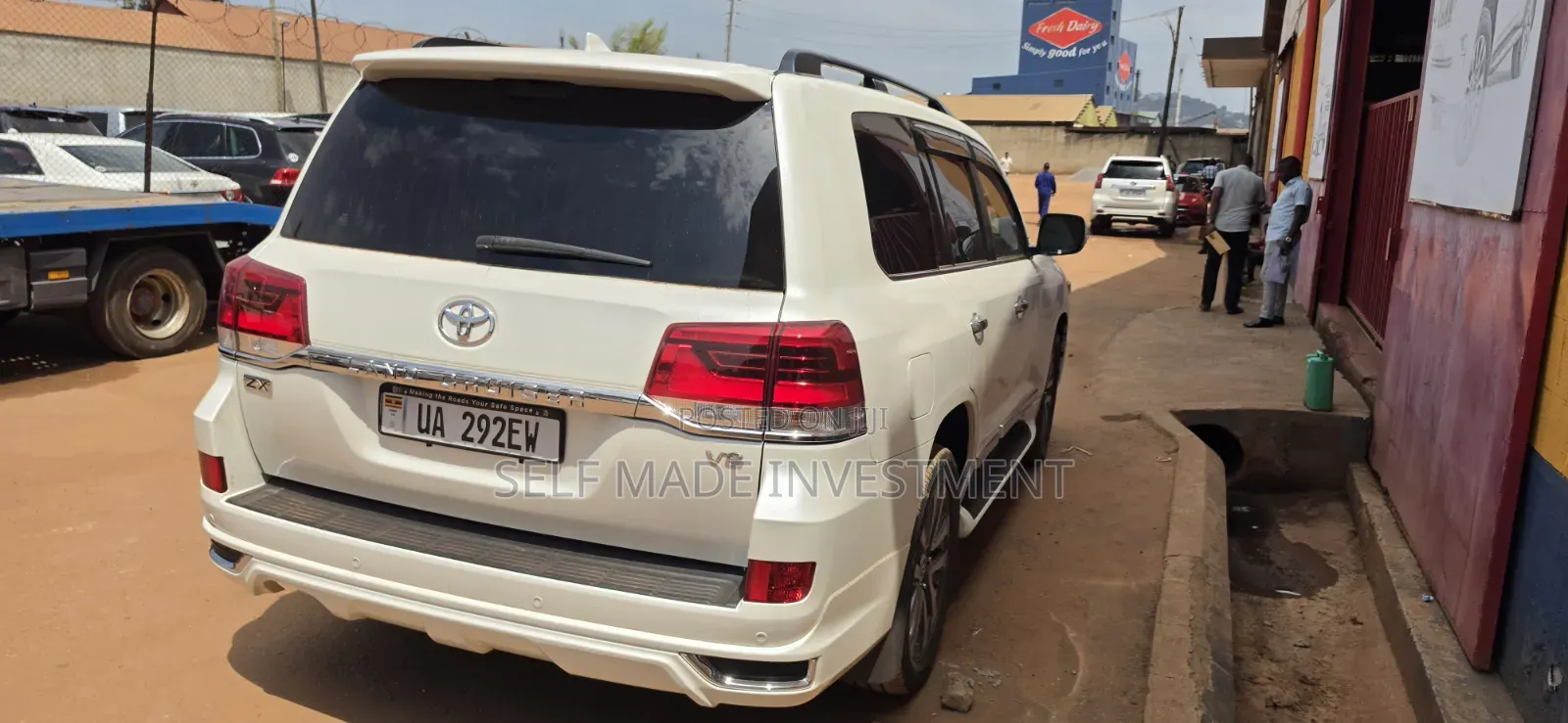 Toyota Land Cruiser 2017 White
