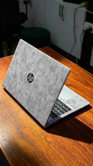 New Laptop HP ProBook 450 G7 8GB Intel Core i7 HDD+SSD 512GB