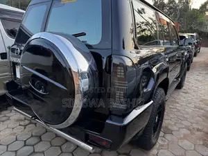 Nissan Patrol 2012 Black