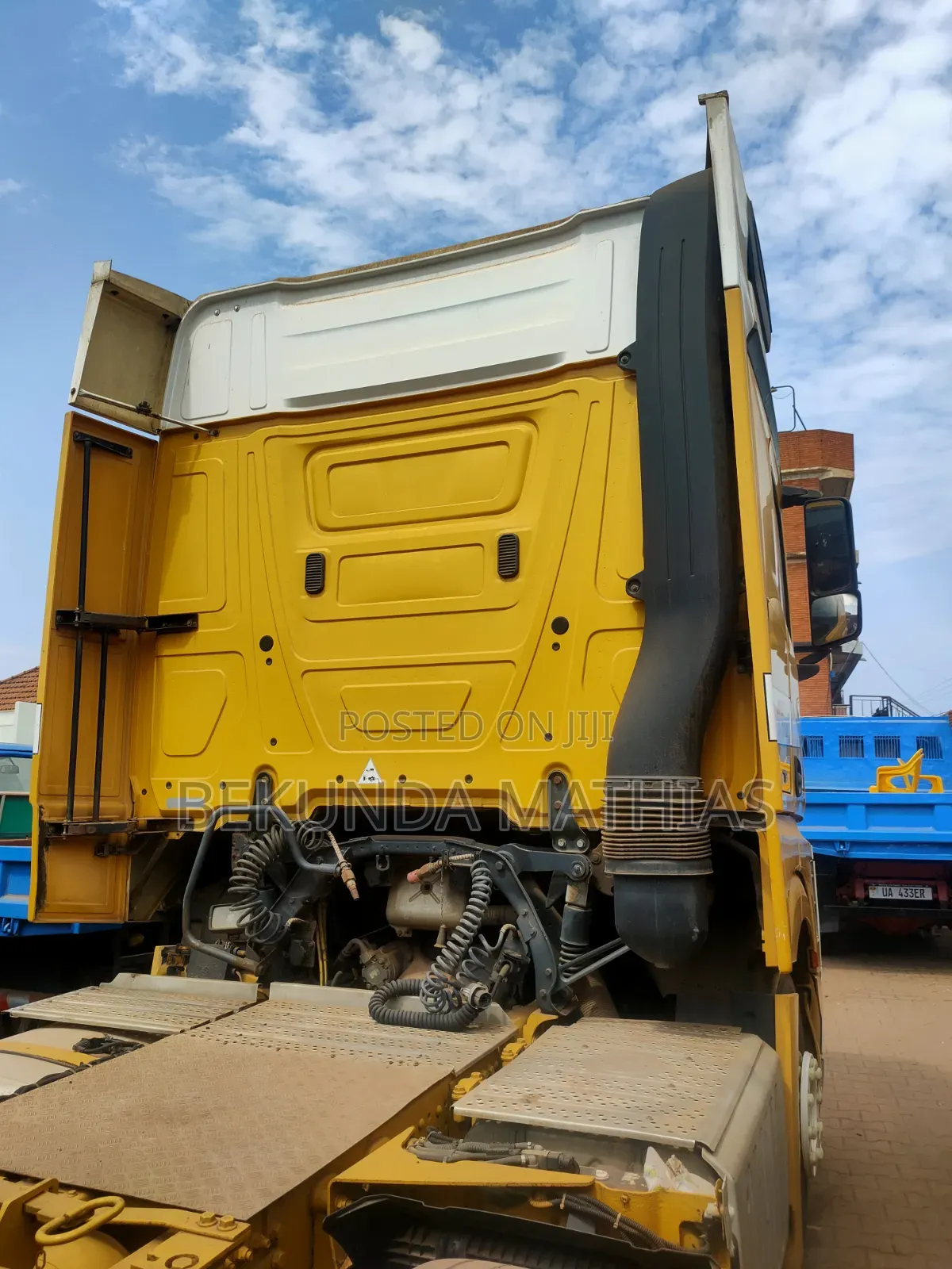 Heavy Duty Truck