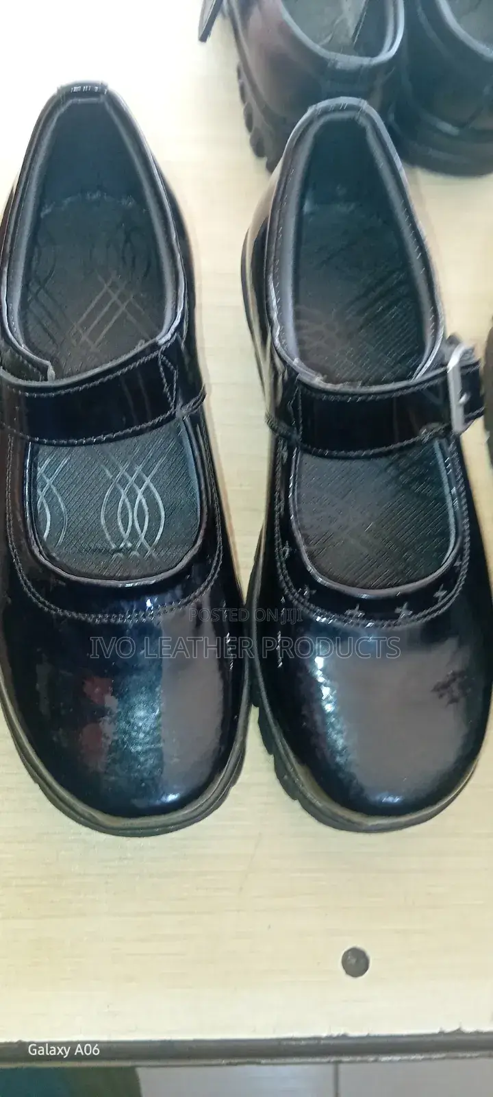 Go to Sch. Shoes for Both Girls and Boys