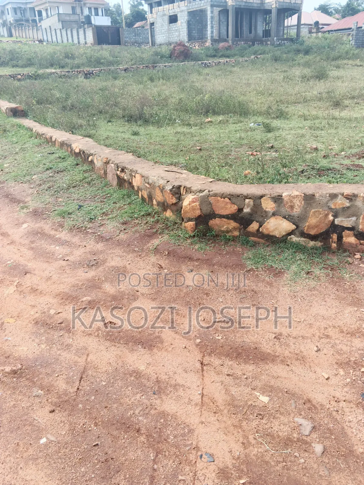 100 X 100 With Land Title