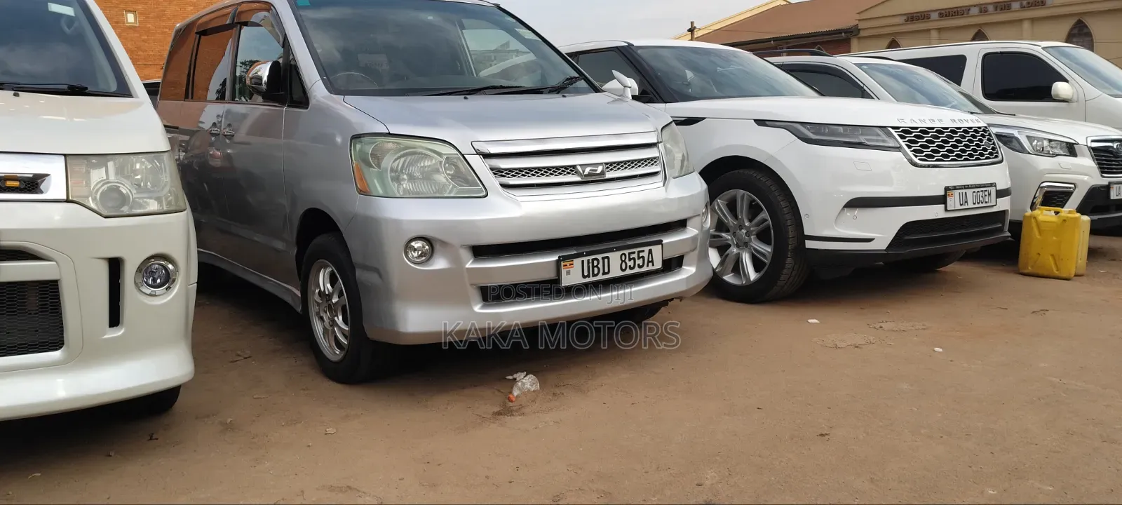 Toyota Noah 2006 Silver