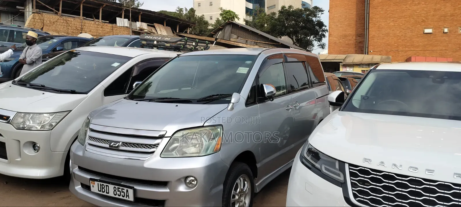Toyota Noah 2006 Silver