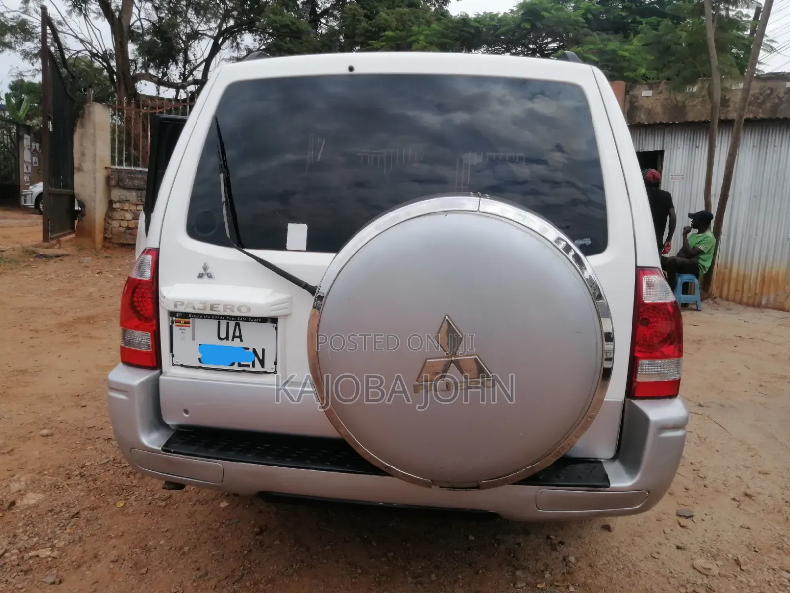 Mitsubishi Pajero 2004 White