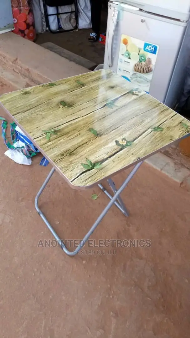 Foldable Tables