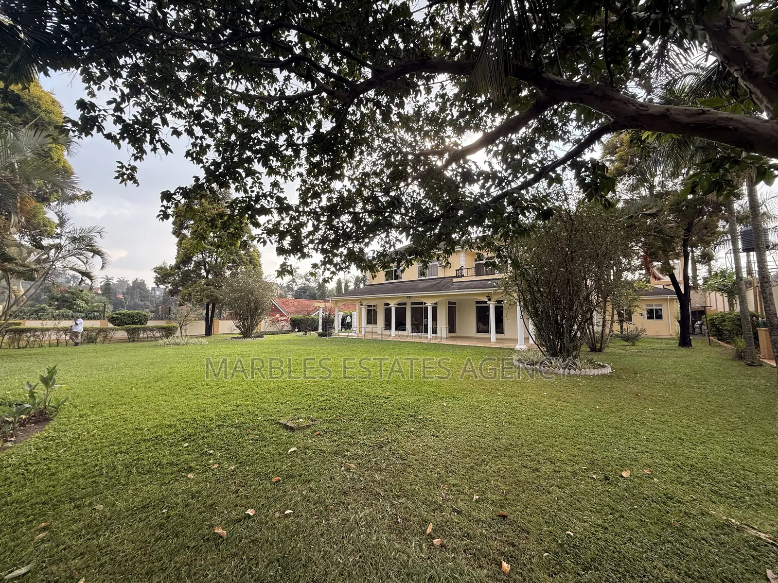 6bdrm House in Naguru, Central Division for rent