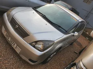 Toyota Opa 2005 Silver