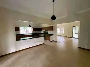 3bdrm House in Naguru, Nakawa for rent