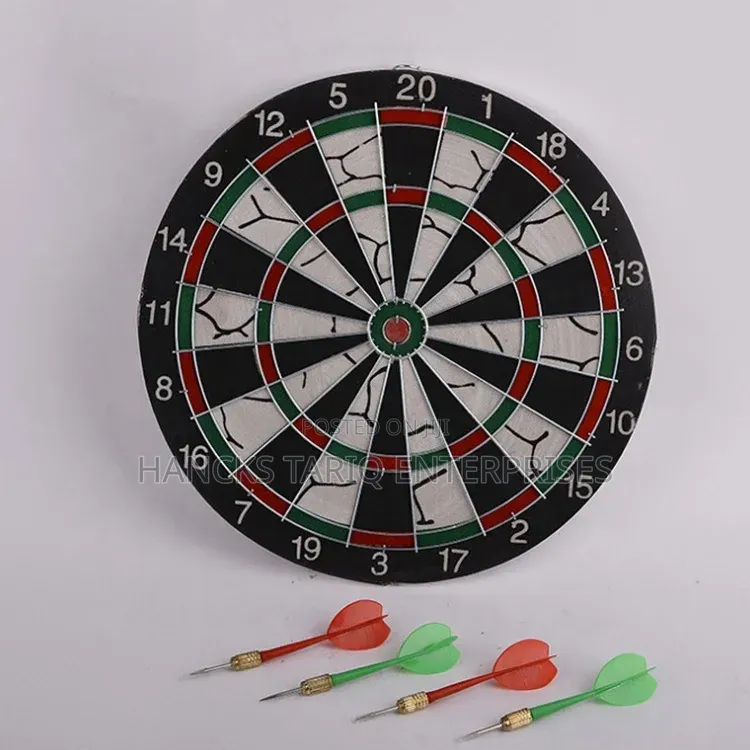 Dart Sport Dartboard and Dart Set.