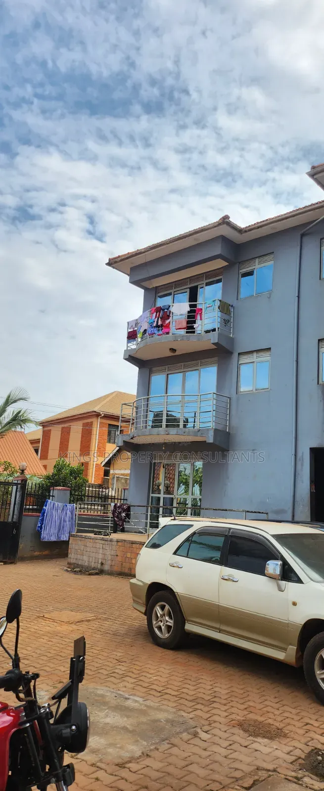 Furnished 20bdrm Apartment in Najera Estate, Central Division for sale