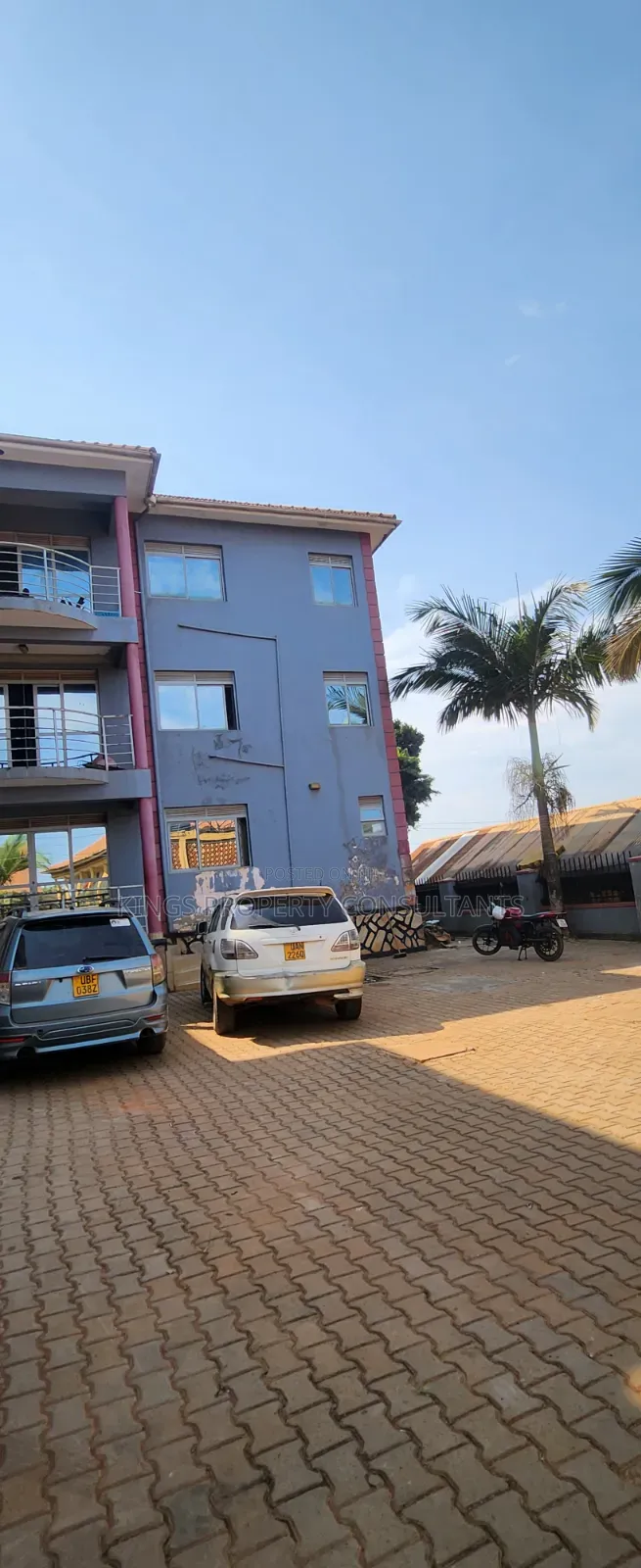 Furnished 20bdrm Apartment in Najera Estate, Central Division for sale
